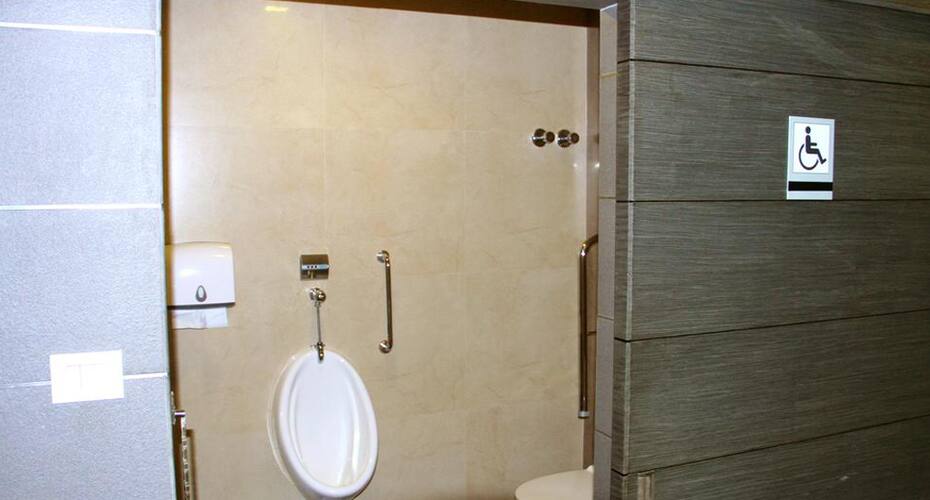 Hotel Aswathy, Thrissur 4