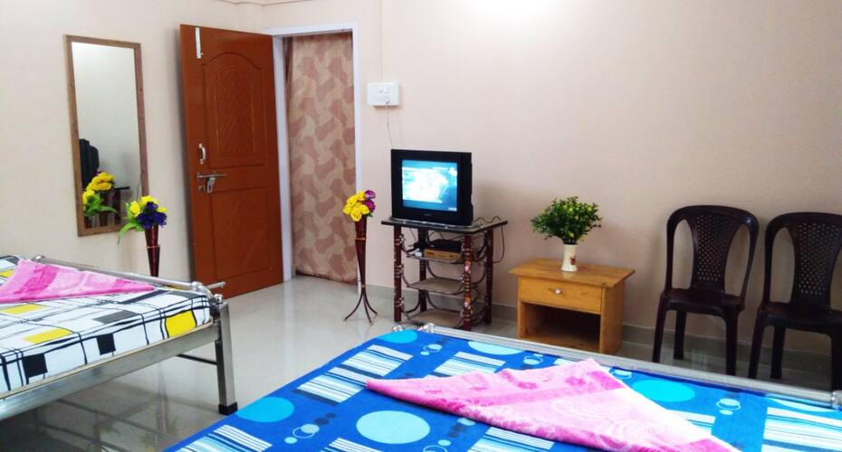 KnF Homestay, Guwahati 3
