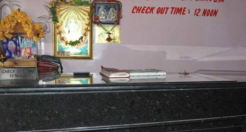 Hotel Go-A Malwa, Indore 3