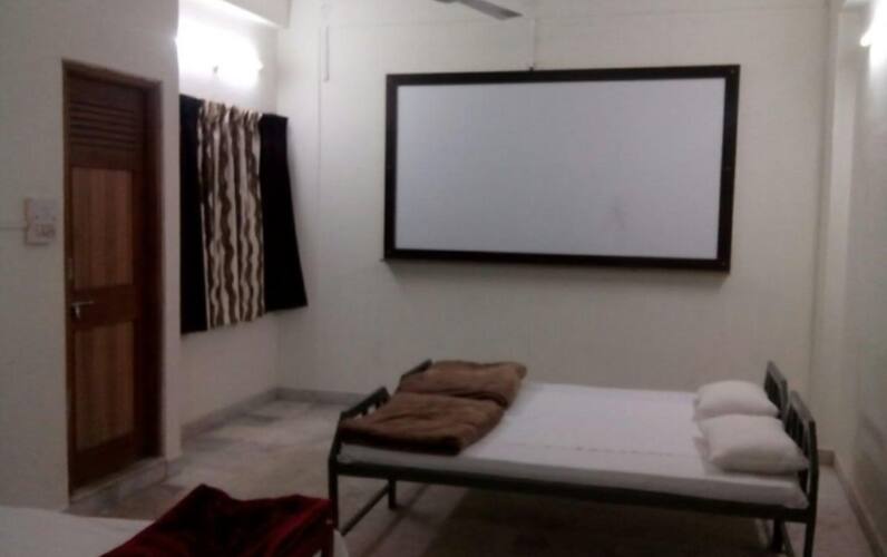 Hotel Go-A Malwa, Indore 5
