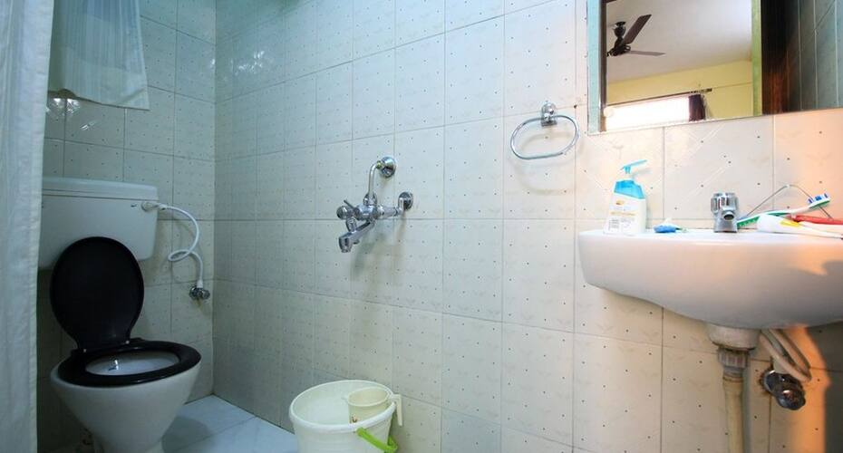 Indus Residency 93 AN Block Middland Park Sector 5, Kolkata 4