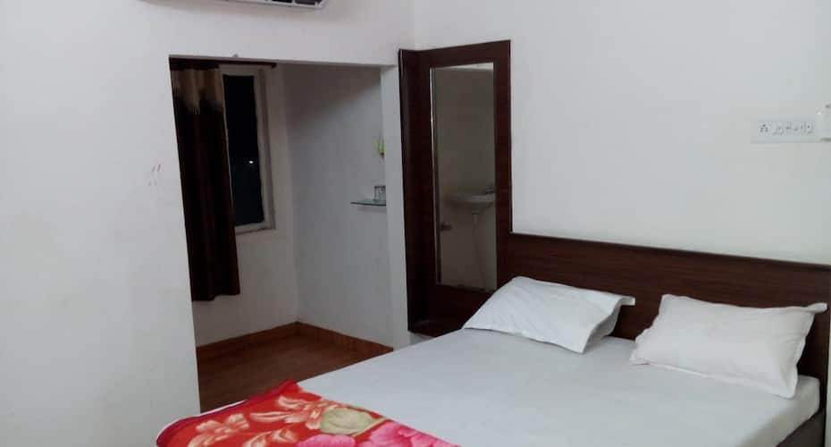 Hotel Sri Vaishnov Grand, Visakhapatnam 2