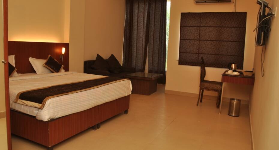 Hotel Regal View, Bhopal 5