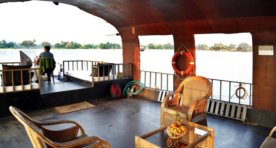 Milton Service Houseboat, Alleppey 4
