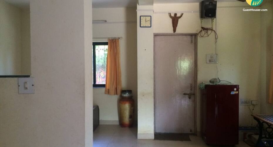 Well appointed 2 bedroom bungalow, Lonavala 4