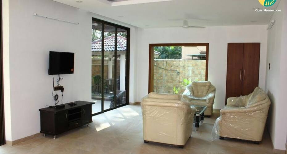 3-bedroom bungalow with a private pool, Lonavala 4