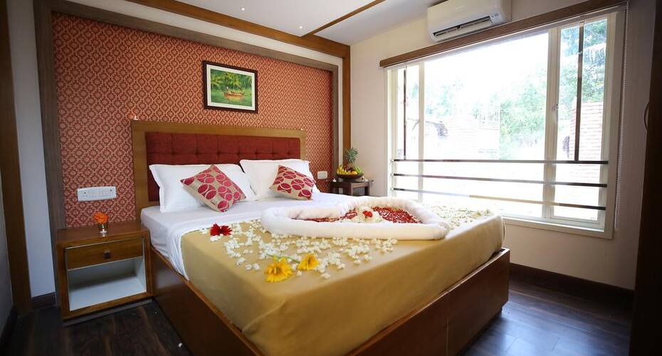 Koshy Houseboats, Alleppey 3