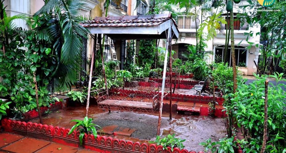 A restful 4-bedroom villa with a pool, 60 m from Tungareshwar Mahadev Temple, Lonavala 2