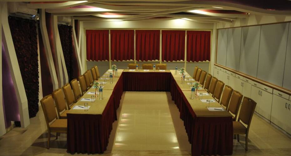I Roomz Genx Hospet, Hospet 5