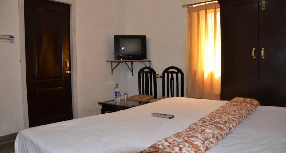 Chamaria Guest House, Jamshedpur 3