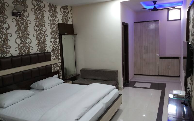 Dalma Guest House, Jamshedpur 1