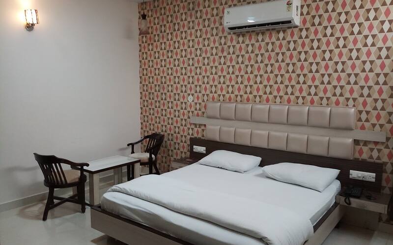 Dalma Guest House, Jamshedpur 4