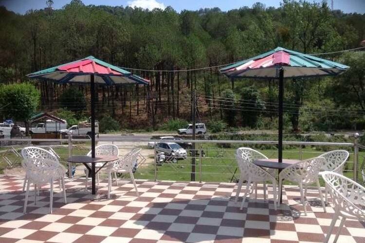Hotel Waterland, Mandi 3