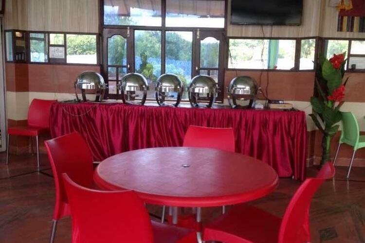 Hotel Waterland, Mandi 4