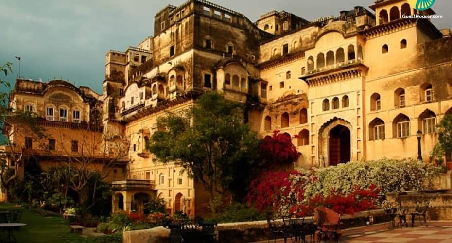 Luxury Stay in the Badal Mahal for an above the world feel., Alwar 1