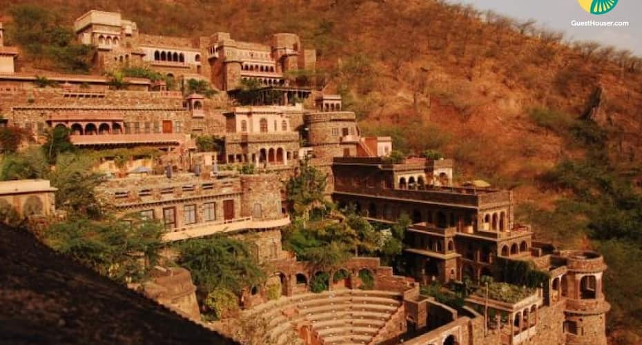 Sheesh mahal- A reflection of luxury, Alwar 1