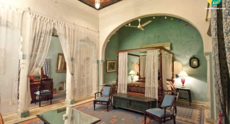 Sheesh mahal- A reflection of luxury, Alwar 2