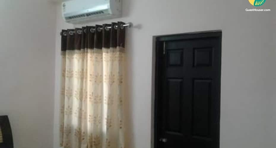 Well-furnished dual bedroom apartment for a family retreat, Udaipur 3