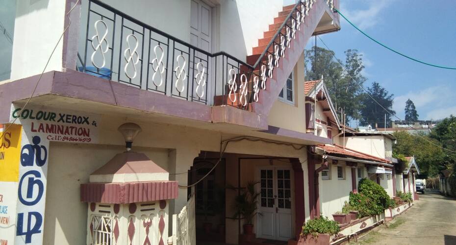 Abinaya Home Stay, Ooty 1