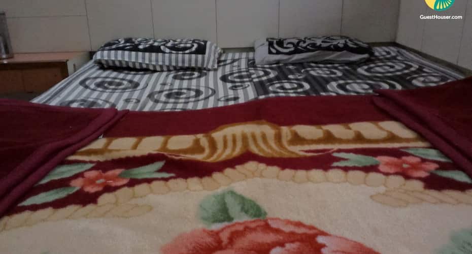 Restful accommodation in the city centre, for a friend's group, Mahabaleshwar 2