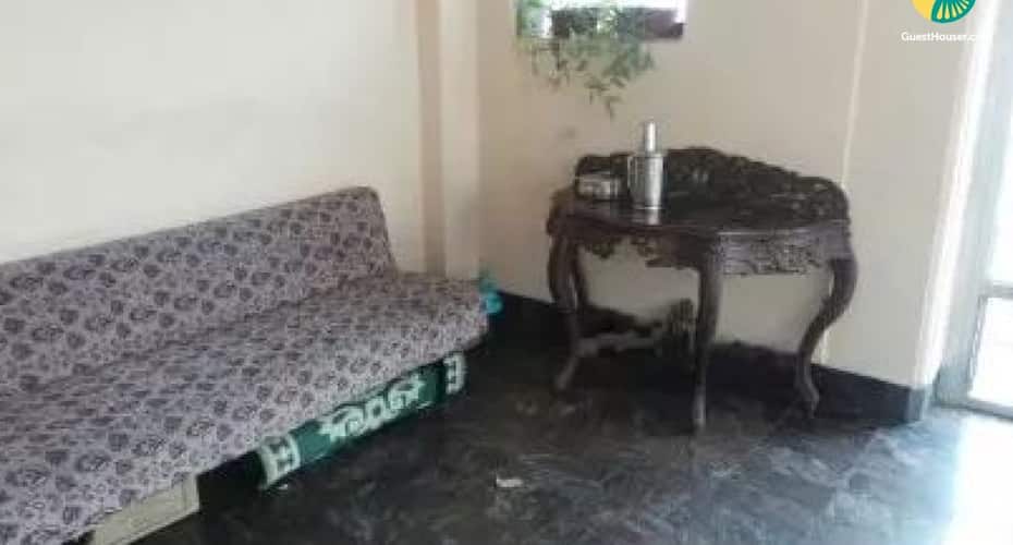 Restful accommodation in the city centre, for a friend's group, Mahabaleshwar 5