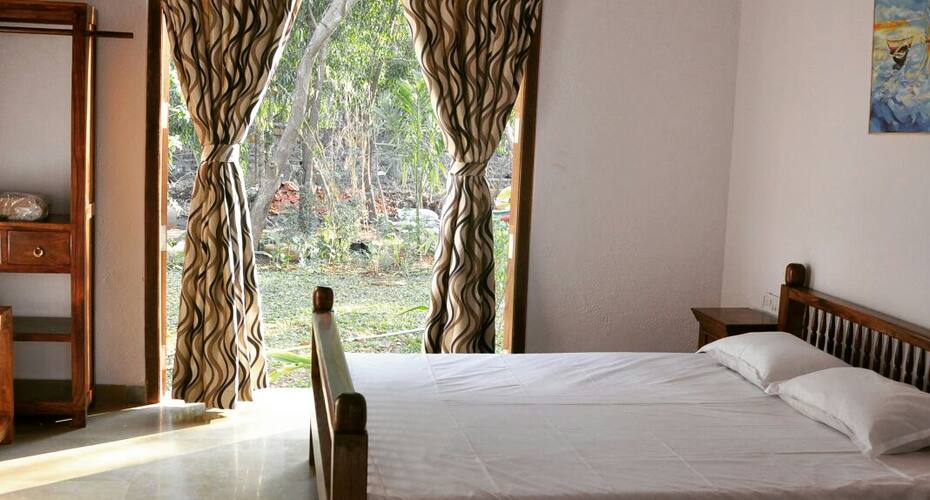 Exclusive exotic luxury pool villa nestled in the quiet village of Zirad, Alibaug 4