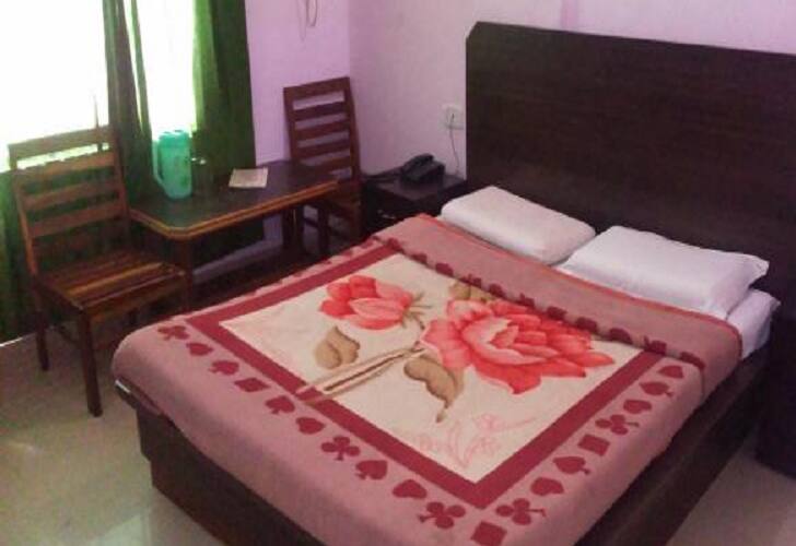 Nandini Lodge, Anantapur 5