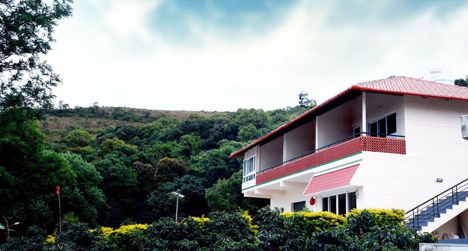 Small Rocks Homestay, Chikmaglur 1