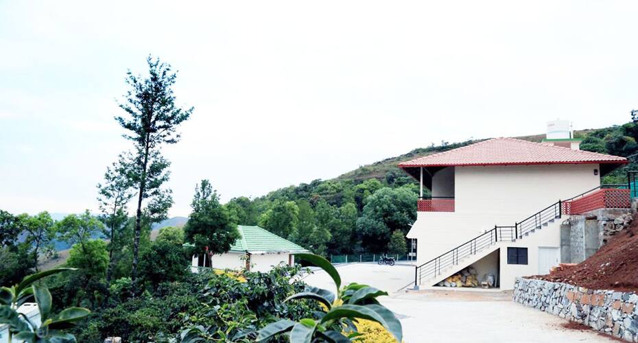 Small Rocks Homestay, Chikmaglur 2