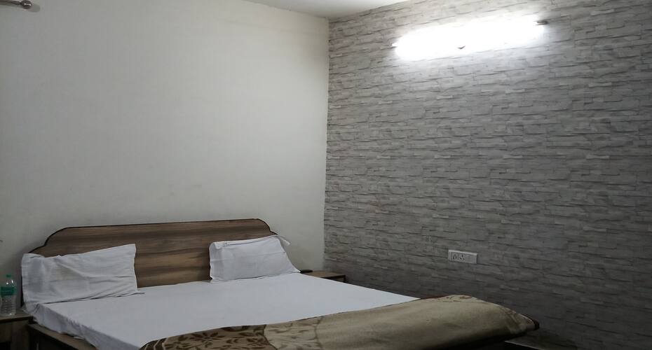 Sehnai Hotel, Bhiwani 1
