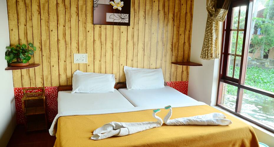 Eco Trails Houseboats, Kumarakom 2