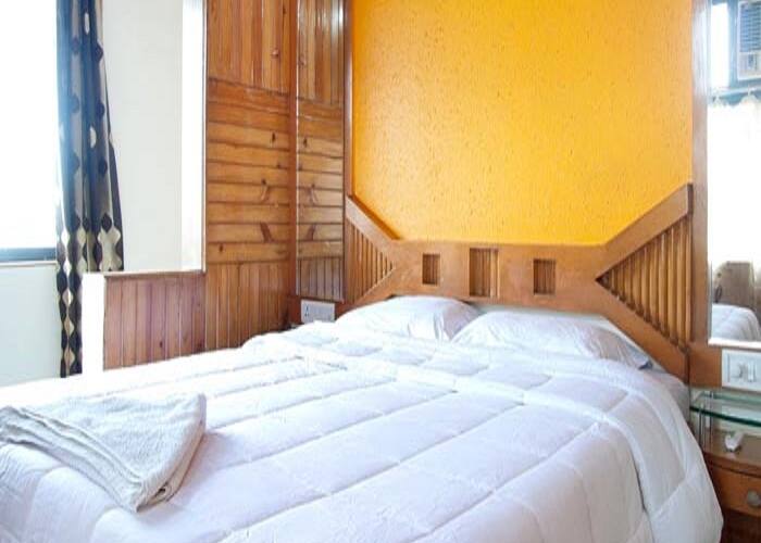 Madam Re Pune-4 BHK, Pune 1