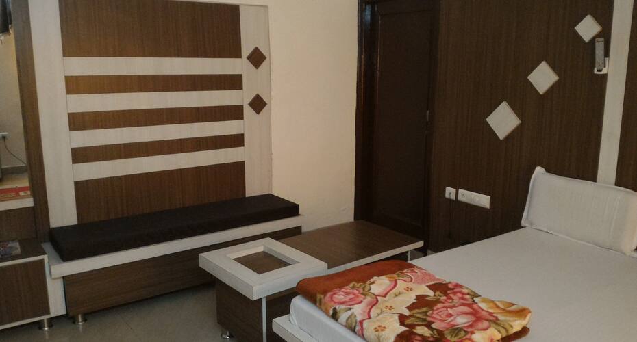Hotel  Sanskar, Bhagalpur 3