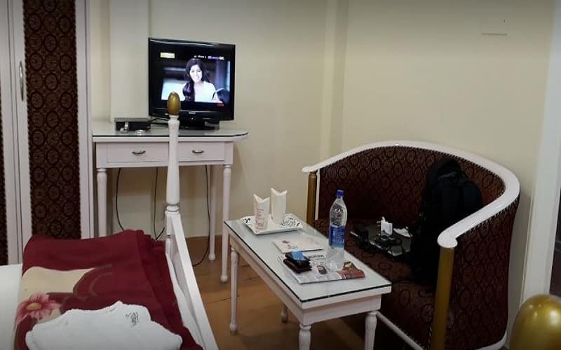 Hotel Mandakini, Kanpur 4