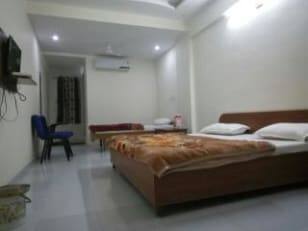 Hotel Chandra Palace, Ahmedabad 4