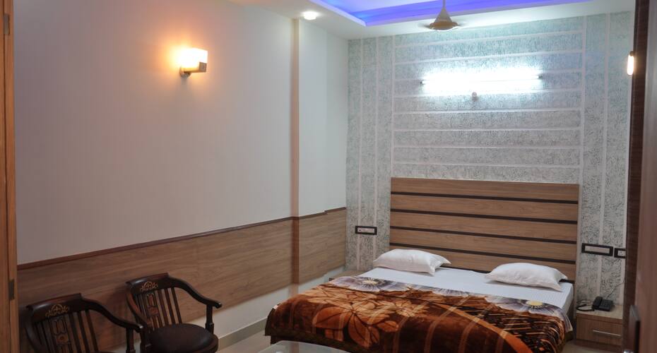 Hotel Galaxy, Sirsa 1