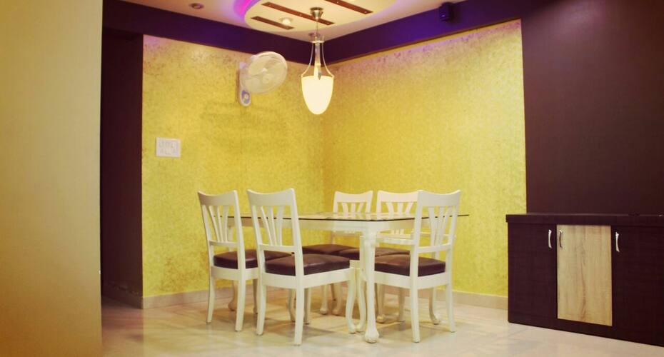 Iconic Stay Near BKC, Mumbai 2