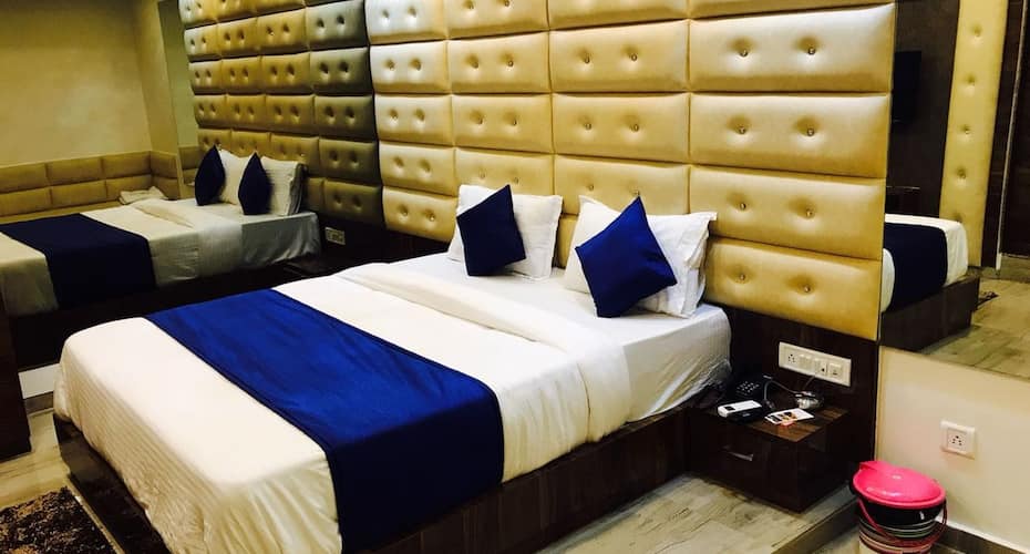 Hotel Dreamland, Ahmedabad 2