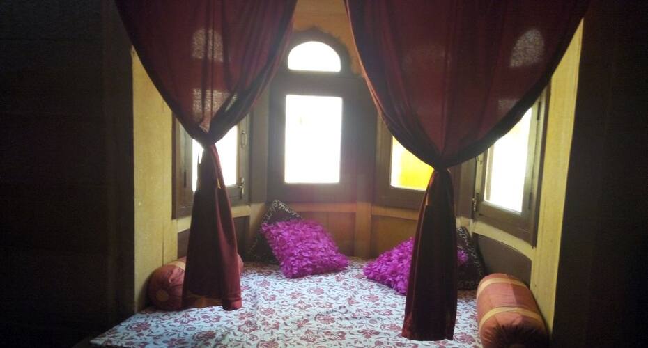 Deluxe Ac Room stay - Desert Safariors Jaisalmer, Jaisalmer 4