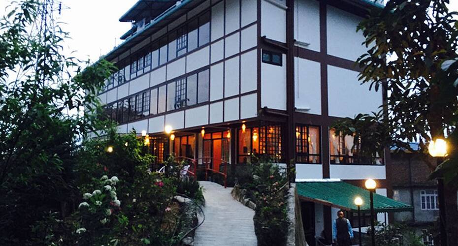 Hotel 100 Petals, Gangtok 1