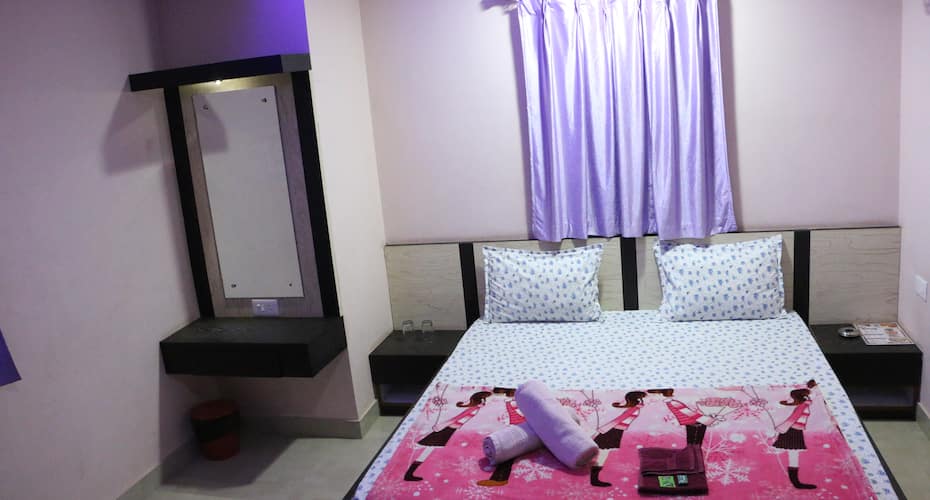 Deluxe Room stay in a luxury resort  - Quick  Getaway Clubs And Resorts, Panchgani 2