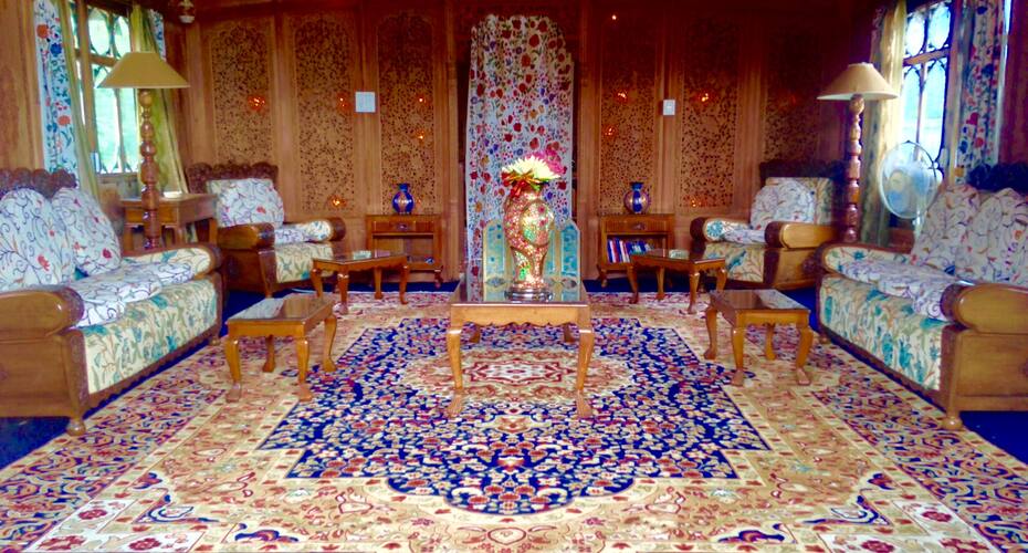 Wangnoo Heritage House Boat, Srinagar 4