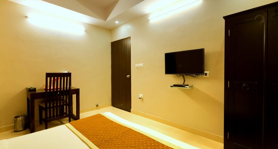 Travelers Lodge, Jaipur 4
