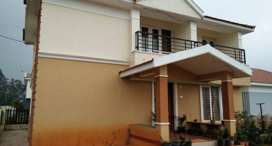 Wood Rock Cottage, Ooty 1
