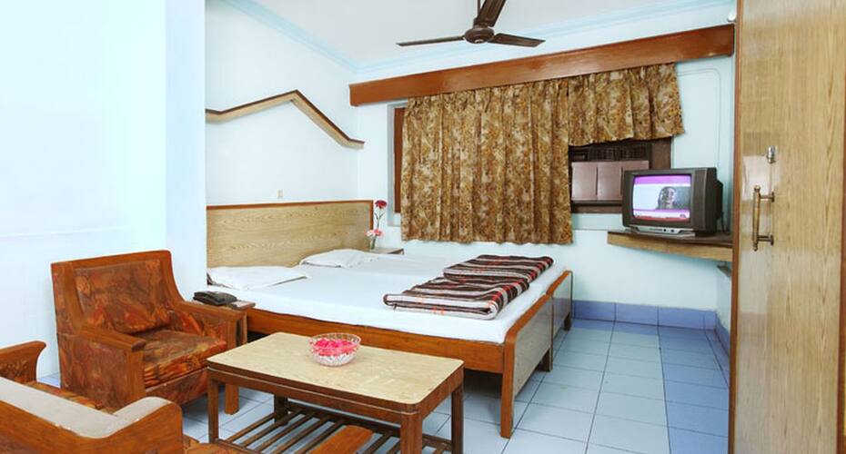 Baikunthpuri Rest House, Bhagalpur 1