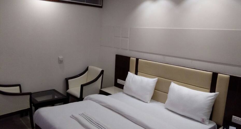 R K Guest House, Guntur 2