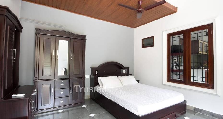 TrustedStay Rose Garden, Kochi 4