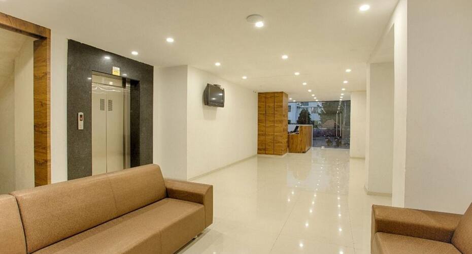 Pallav Hotel, Rajkot 5