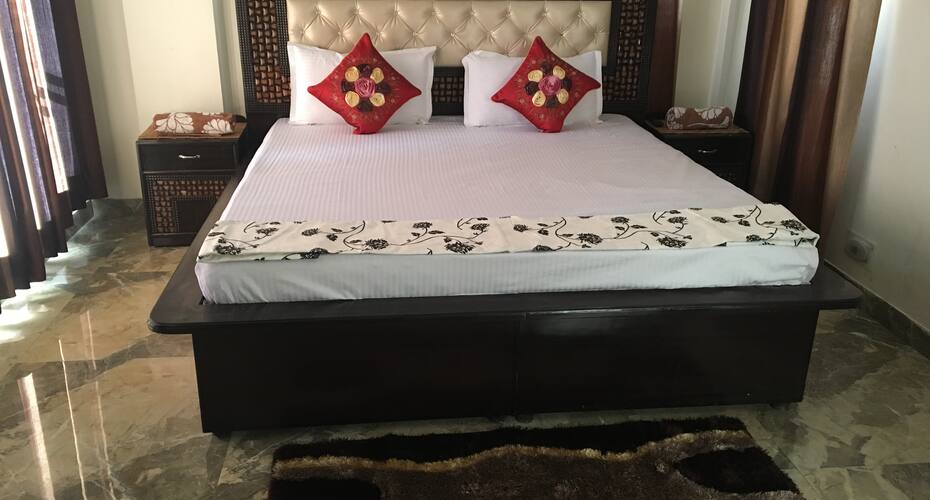 Valley View Barog Homestay, Solan 2