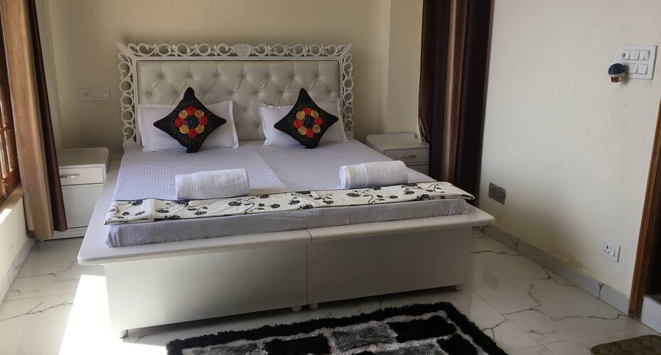 Valley View Barog Homestay, Solan 4